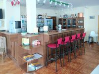  Společenská místnost, restaurace a bar